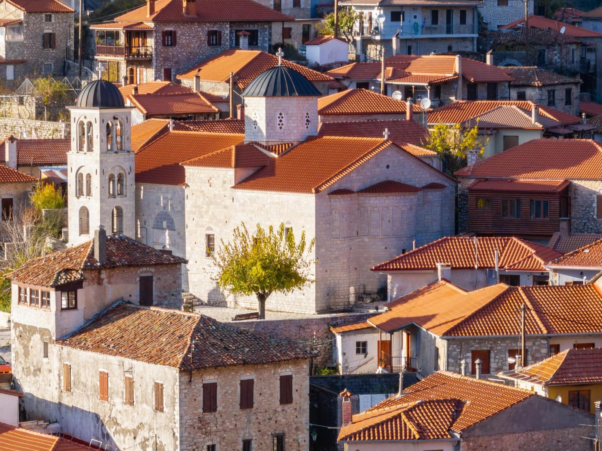 Koukou Spitiko Apartment Dimitsana Bagian luar foto